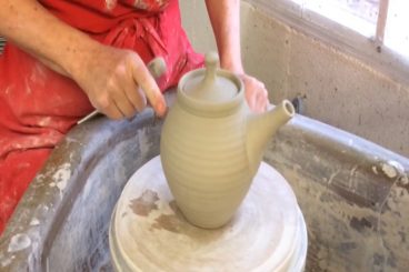 Making a teapot