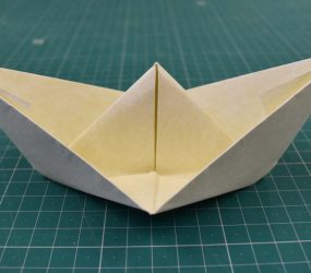 the finished origami boat