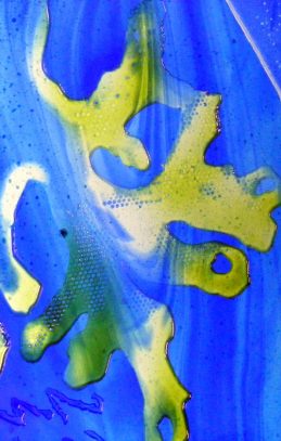 close up of sea weed painted art glass on fish tank